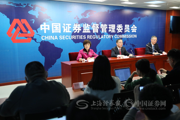 星座時尚服裝搭配圖片大全（星座服飾）