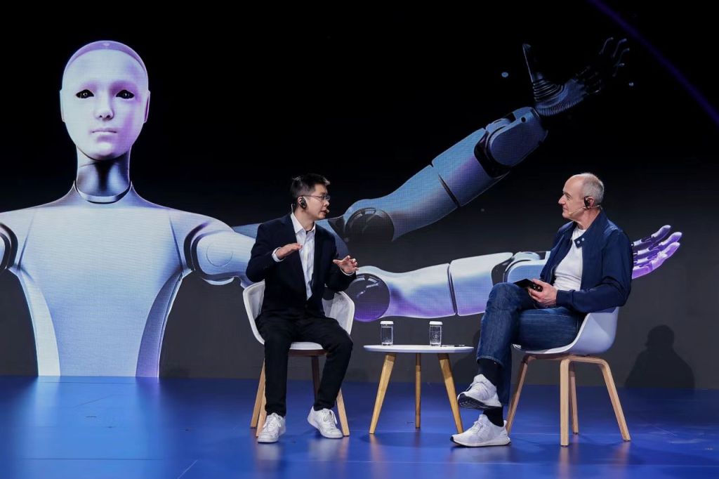 宇树科技CEO:机器人任意动作生成、自主出招对打 六个月后可实现