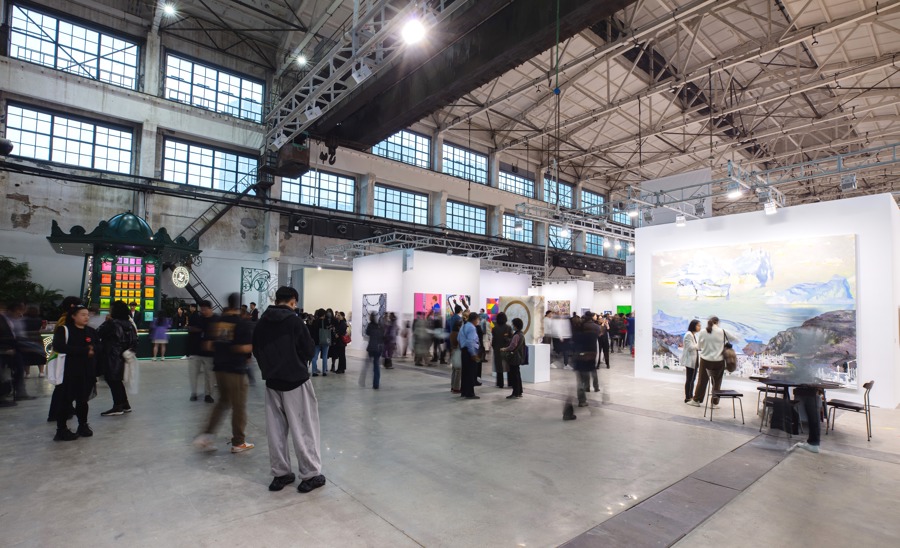 第十届西岸艺术与设计博览会开幕参展商数量及展馆规模为历年之最