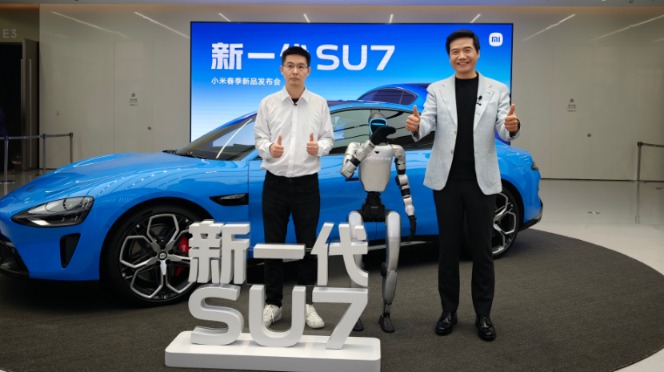 半个车圈到场！小米汽车首次换代！21.99万元起！雷军：打造同档最安全的车