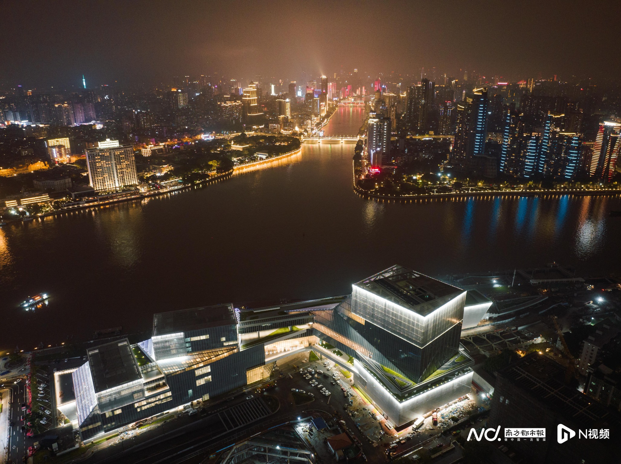 珠江夜景再添新锐 白鹅潭大湾区艺术中心21日晚亮灯,扬帆