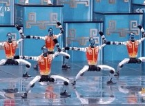 王兴兴：下个月的比赛 可能很多机器人会跑得比人快