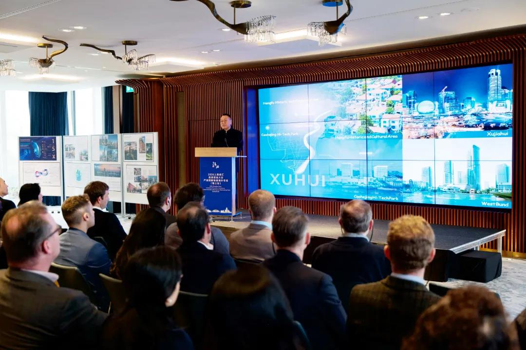 1.webp 33679409d7ef469d829a993e1a894ed5.webp