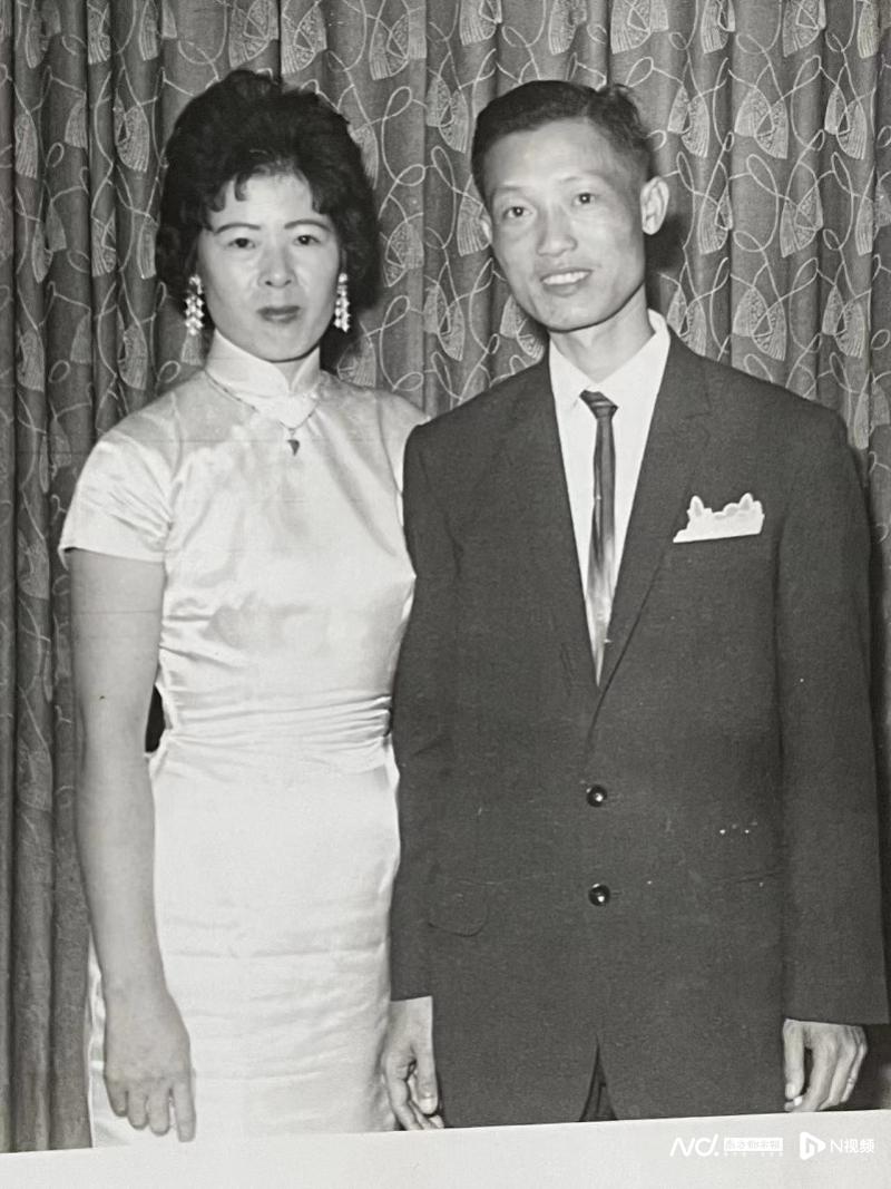 陈正强的父亲与母亲.