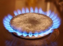 美以袭击伊朗一处重要天然气设施