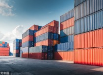 特朗普称将联合多国派遣军舰 确保霍尔木兹海峡通航安全