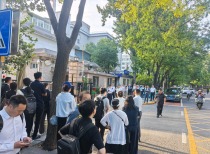 直击2026国谈首日：多家企业代表难掩喜色 中药、慢病药轮番上场