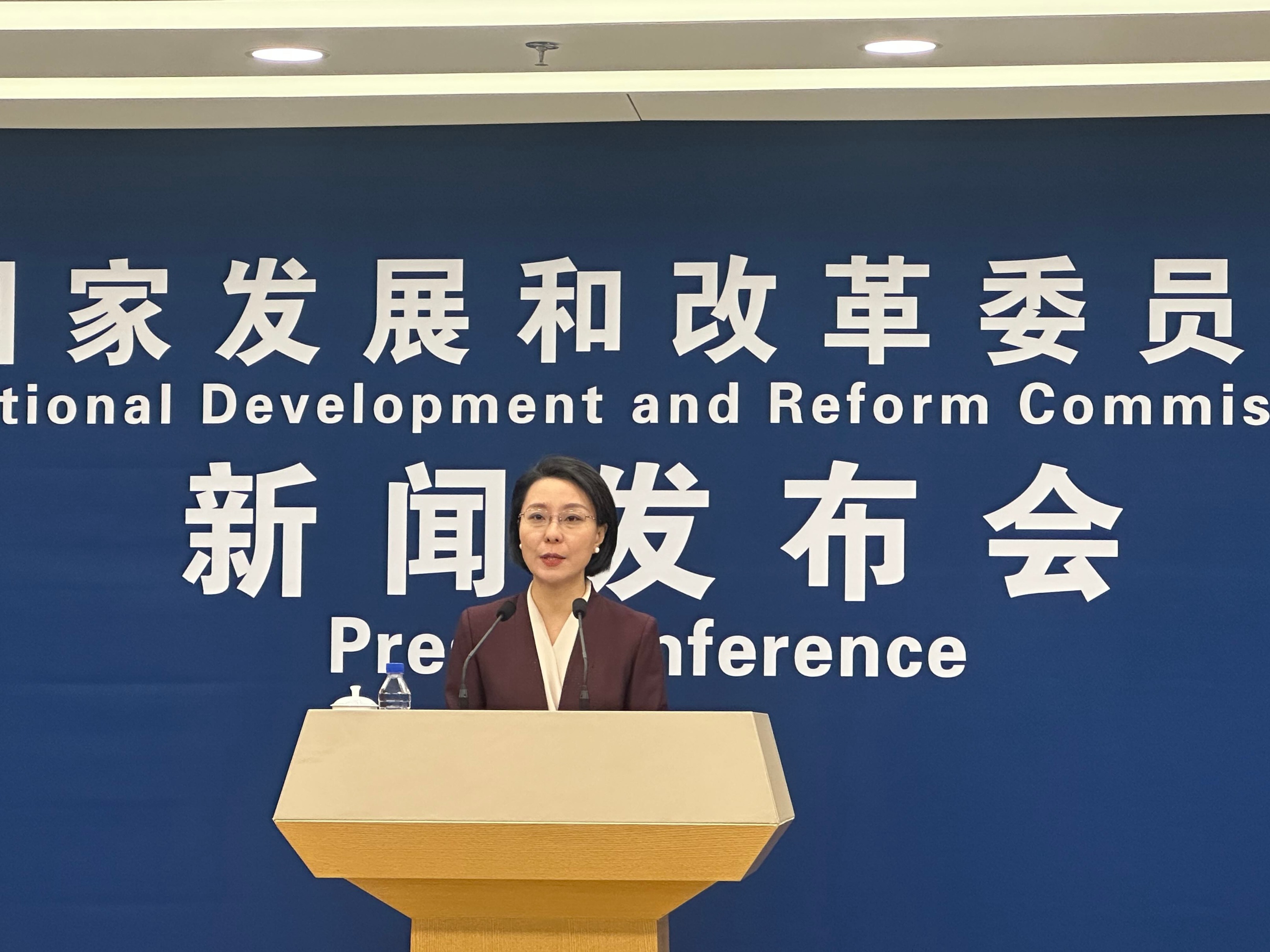 1767186785621281.jpeg 发改委新闻发言人李超小图20251231153213_1678_31.jpeg