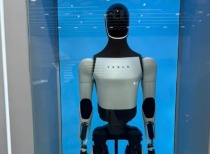 特斯拉第三代机器人亮相