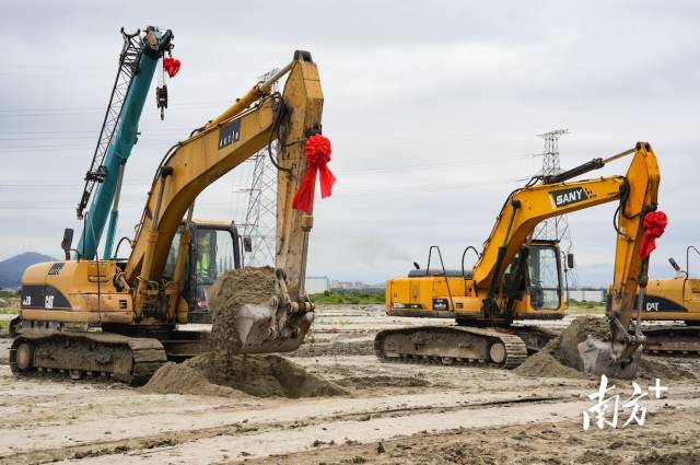 开工活动现场。邹祥亮