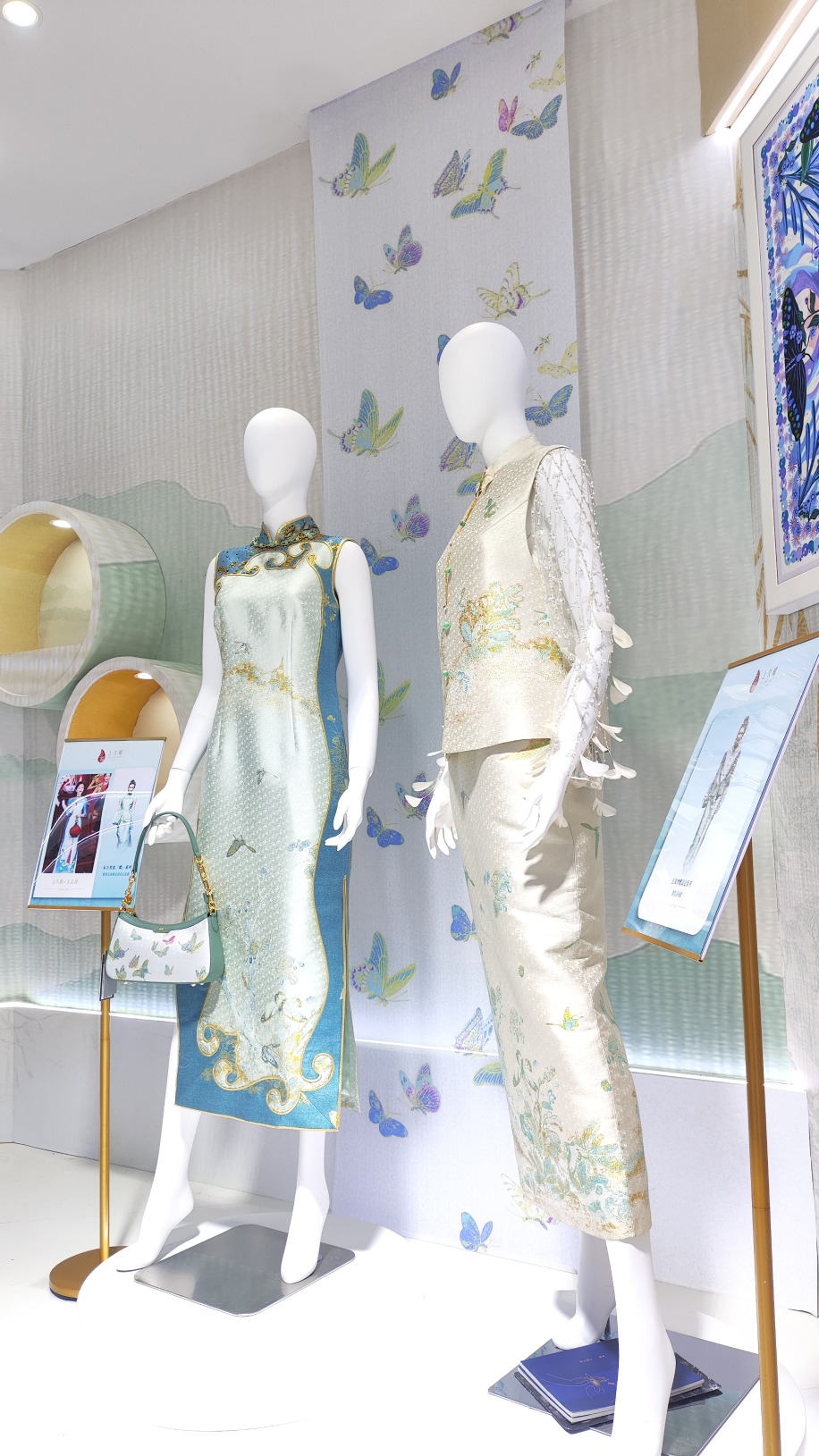 微信图片_2025-11-07_183402_372.jpg 微信图片_2025-11-07_183402_372.jpg