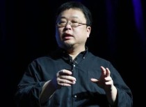 罗永浩炮轰东方甄选 称董宇辉年收入二三十亿元？与辉同行回应：不属实