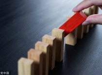 伊朗革命卫队：霍尔木兹海峡已关闭