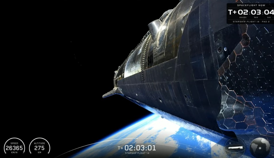 SpaceX星舰首次进入地球轨道 并完成“一箭26星”部署