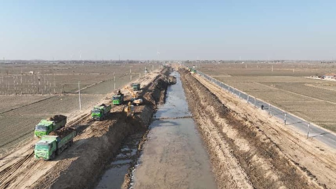 总投资1.6亿元的德州市马颊河与德惠新河连通工程施工现场。山东省水利厅供图