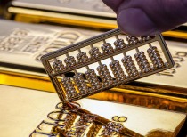 贵金属上演“狂飙”大戏 “牛市”行情能否跨年？