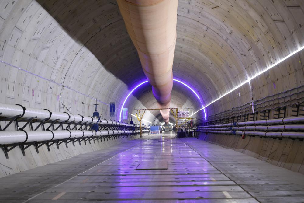 股吧首页>财经评论吧>正文>珠江口隧道是深江高铁全线控制性工程,全长