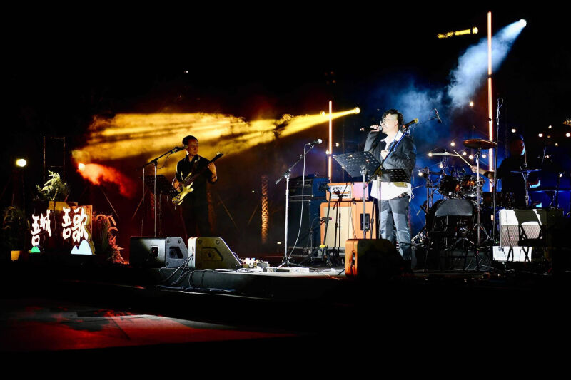 吾城吾歌声浪再起民谣重磅代表在深圳温情献唱