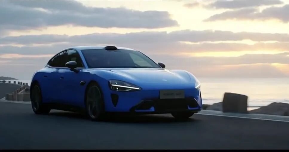 雷军宣布:未来三年小米将投超600亿元 首款手机龙虾已启动封测