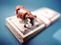 美国9月非农大超预期 失业率升至4.4% 美联储12月决策更趋复杂