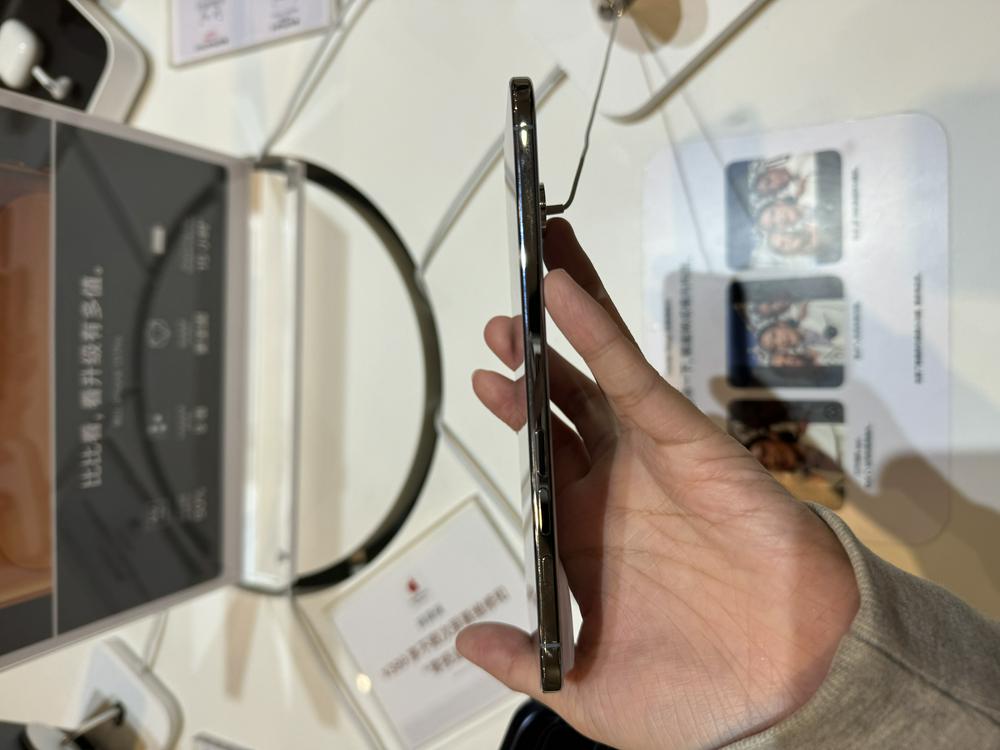 iPhone Air上市遇冷 史上最薄的iPhone卖不动了?