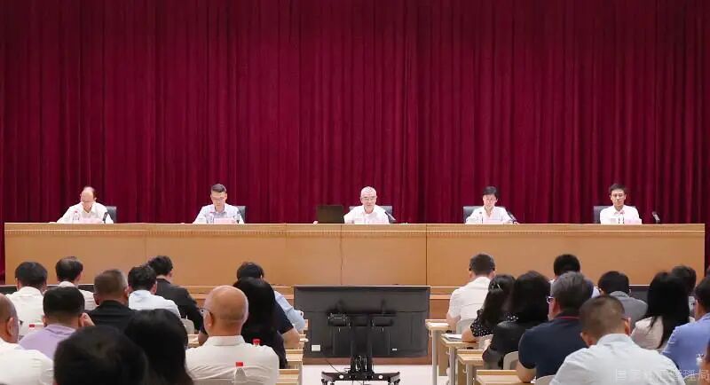 半年会照片最新.jpg