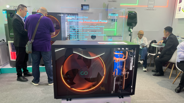 泳池热泵/第一财经记者摄