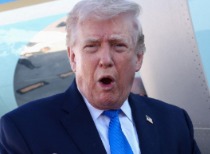 特朗普提议与伊朗“联合管理”霍尔木兹海峡