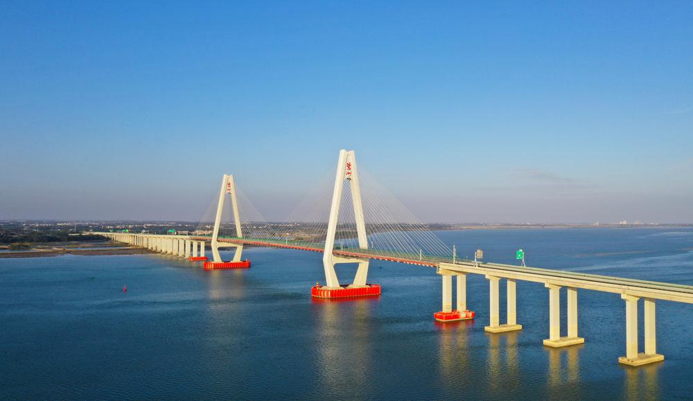 出入岛节省30分钟!湛江环城高速公路南三岛大桥项目建成通车