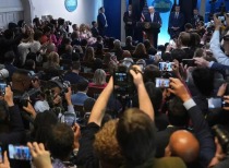 特朗普再发威胁：7日20时是“最后期限”