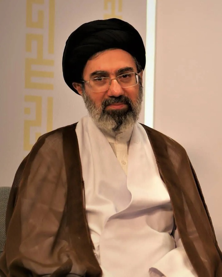 穆杰塔巴·哈梅内伊社交媒体更新 发布4张个人照片！