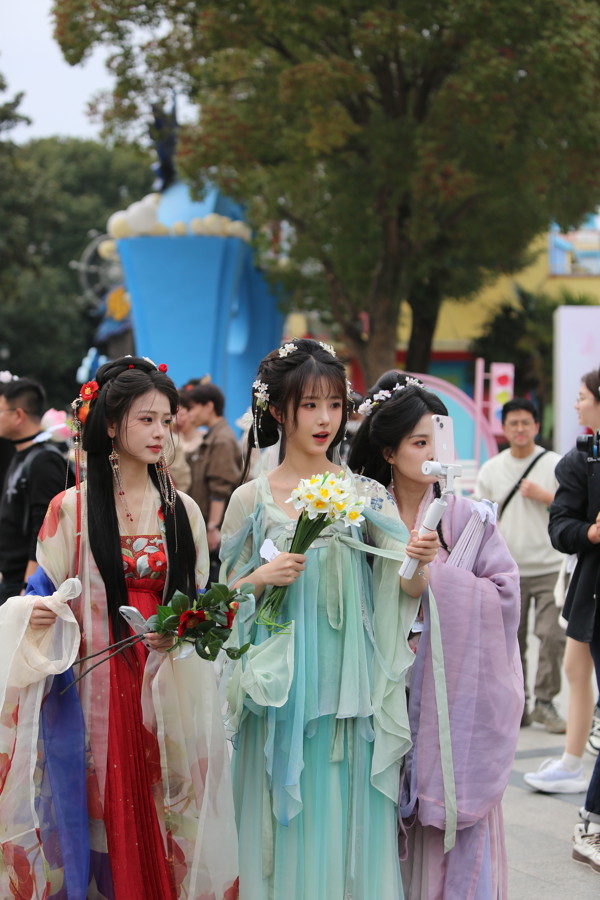 这个周末十二花神第一瞳术师和永劫无间的npc为何齐聚上海
