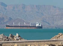 伊朗正考虑暂停霍尔木兹海峡航运以免破坏谈判进程