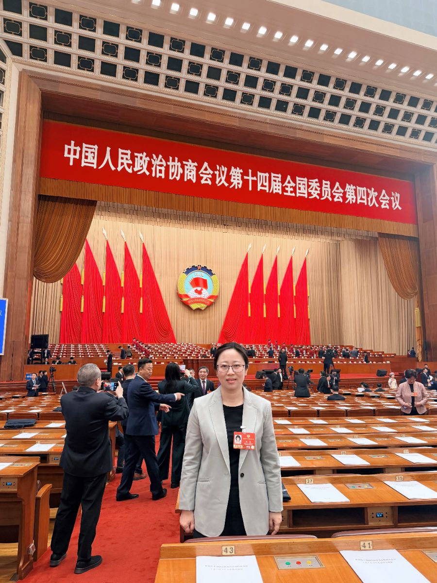 全国政协委员周荃：建议加大保障房供给，加快推进危旧房改造更新