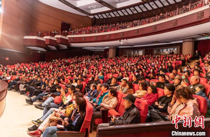 第二届中华戏曲精品邀请展在天津中华剧院启幕