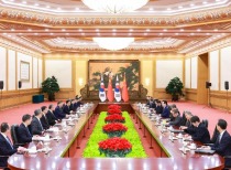 习近平同韩国总统李在明举行会谈