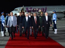 伊朗外长率团抵达巴基斯坦