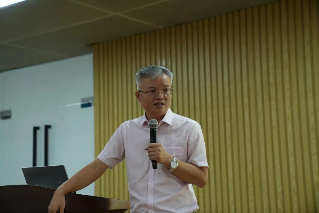 产学媒大咖共聚一堂，共话中国经济传播能力建设