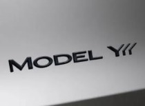特斯拉新车曝光！Model Y L来了！预计售价约40万元